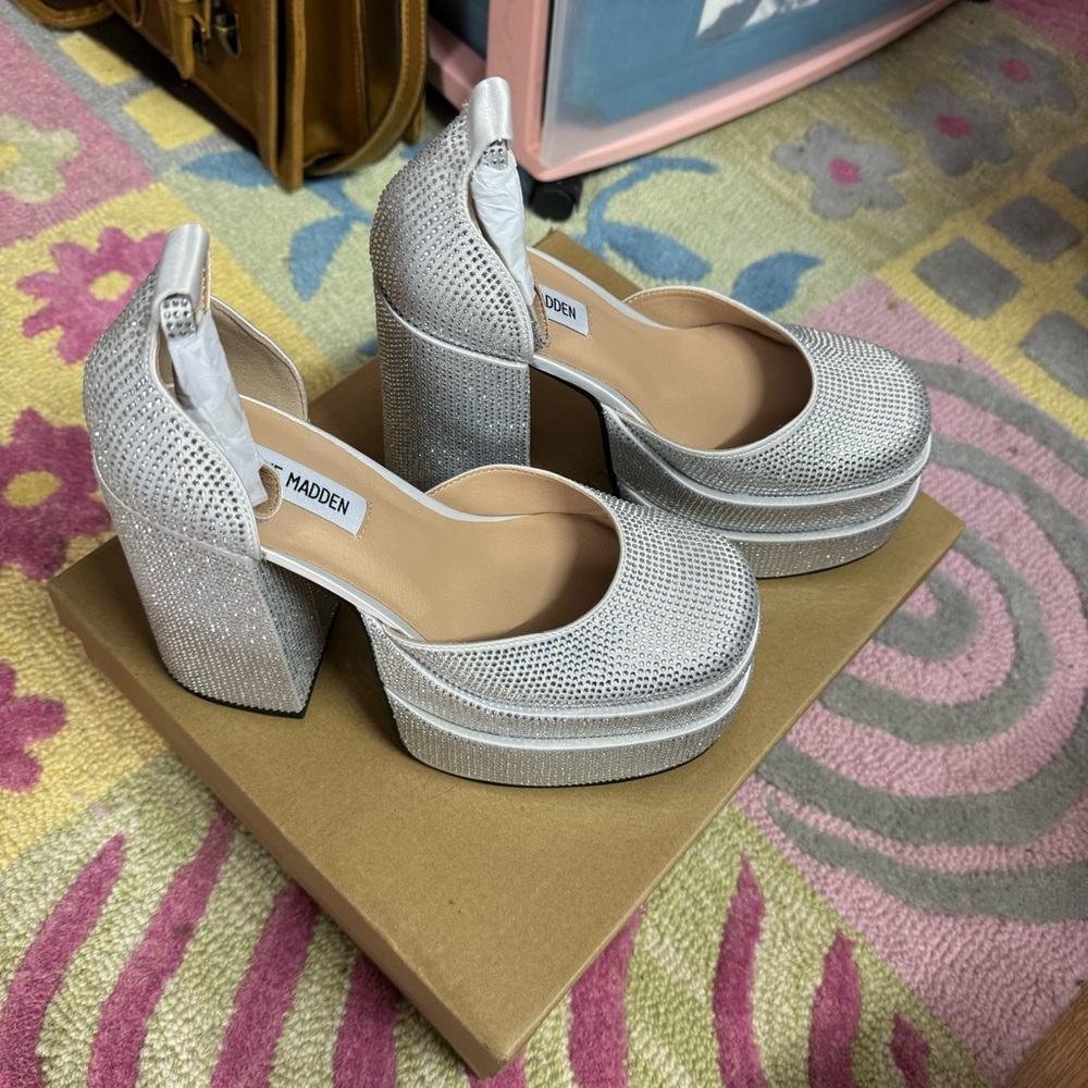 Steve Madden Silver Glitter Platform Mary Jane Heels